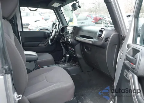 2017 Jeep Wrangler Sport 4X4 z USA, uszkodzony, nr VIN 1C4AJWAG5HL551180